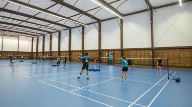 Image for: COURT COUVERT BADMINTON VERNIER